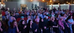 صوت فاطمة عادل يطرب جمهور مسرح الهناجر جمال وموضة