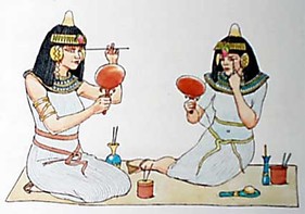 التجميل في عصر ملكات الفراعنة.. حين كان الجمال رمز القوة والهيبة 1 التجميل في عصر ملكات الفراعنة