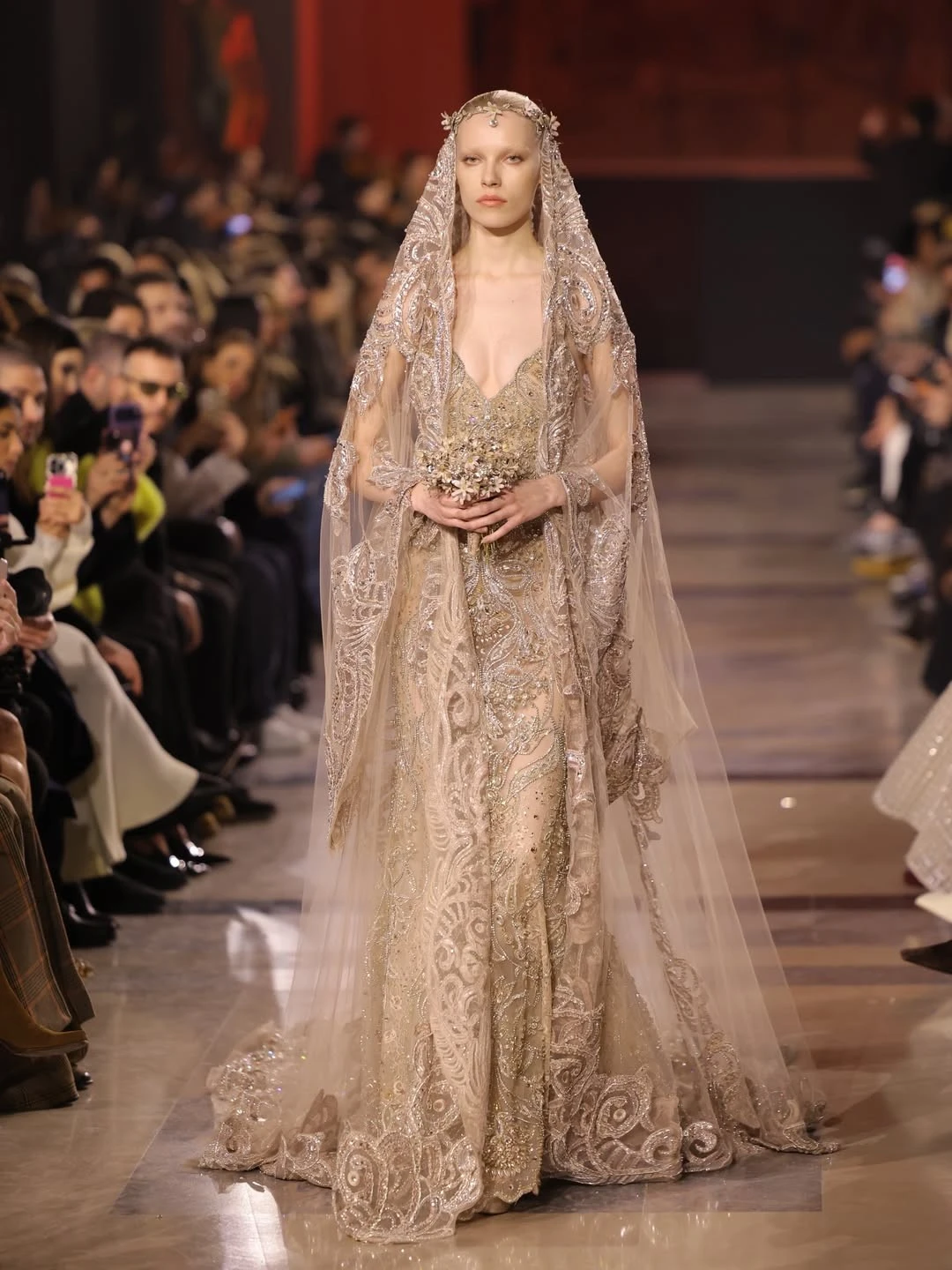 مجموعة إيلي صعب لربيع وصيف 2026