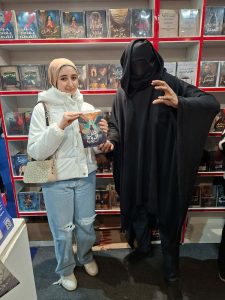 حفل توقيع بلا كاتبة… وغموض يحيط باسم «ظلّ الروح» في معرض الكتاب النساء في الفن