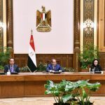 أزهار أحمد الأم المثالية في الغربية بعد تكريمها في حضور الرئيس السيسي: كنت أم وأب لأولادي أخبار المرأة